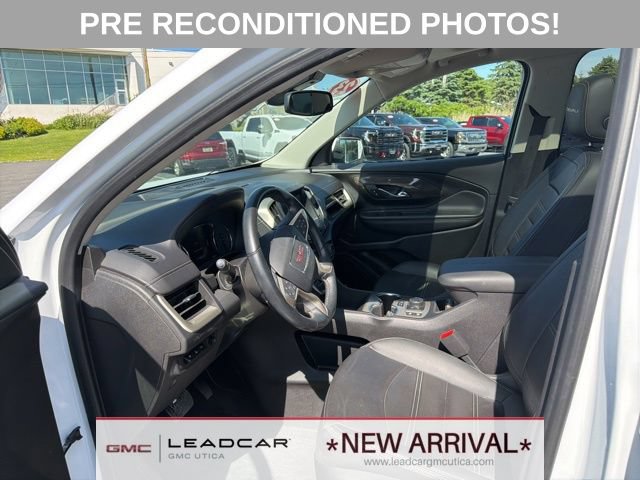 Used 2023 GMC Terrain Denali w/ Denali Premium Package AWD/4WD image 23
