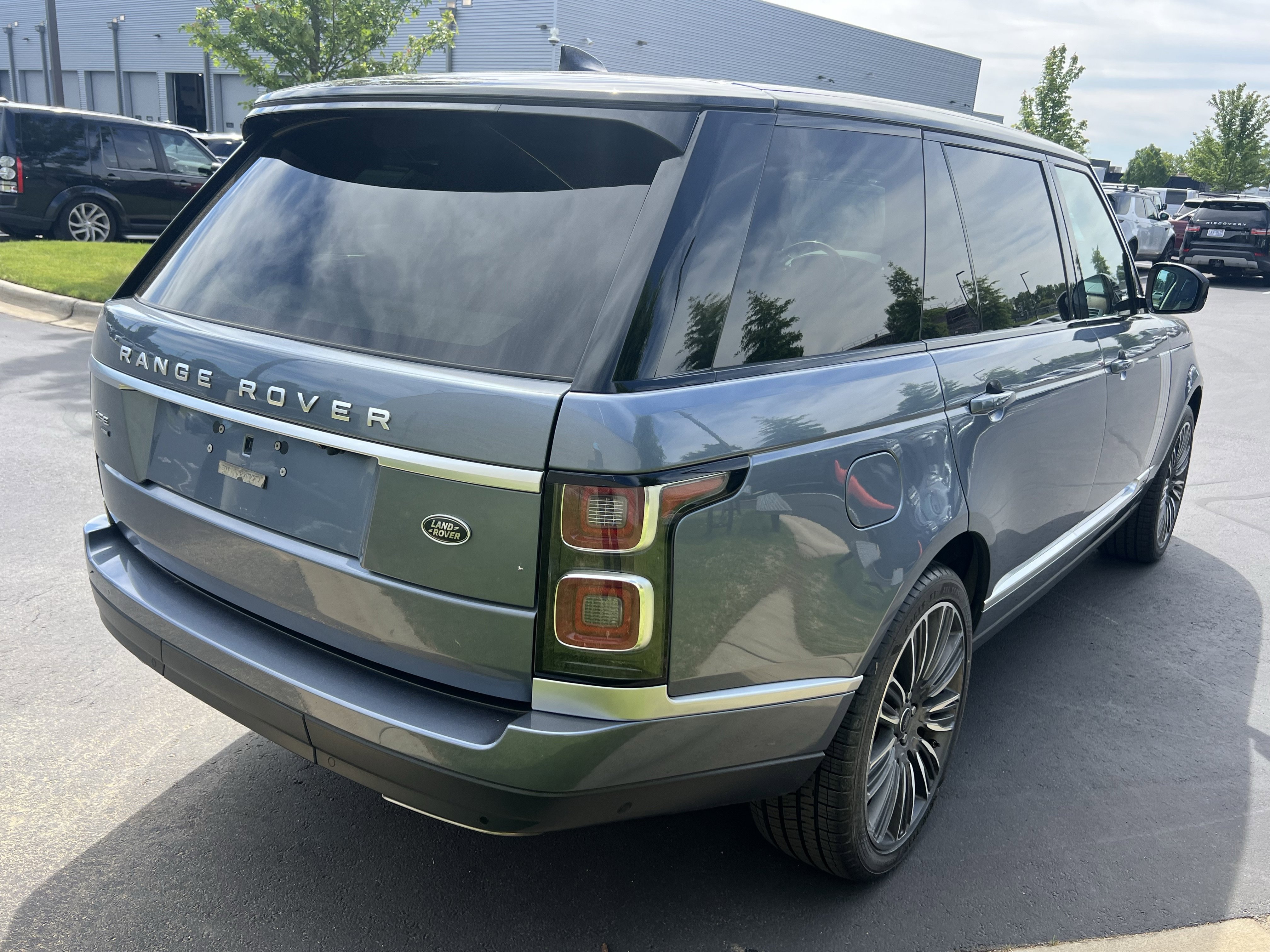 Used 2021 Land Rover Range Rover P525 Westminster Edition LWB AWD/4WD image 7