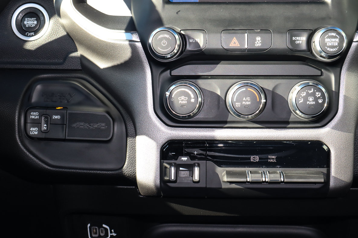Used 2024 RAM 2500 Big Horn AWD/4WD image 11