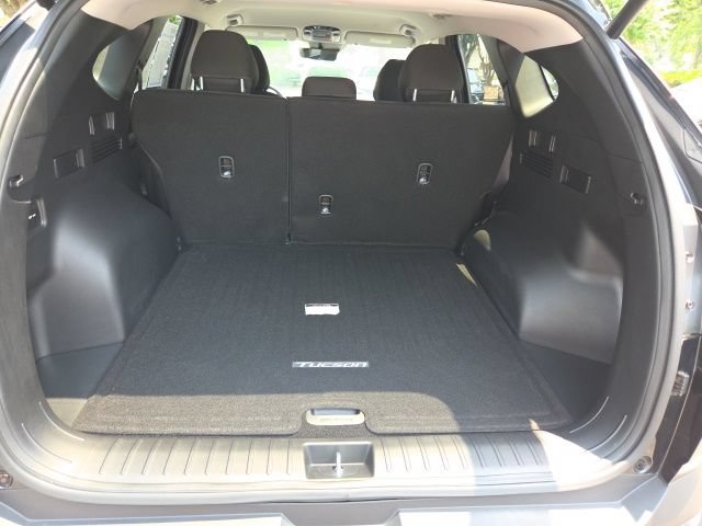 Certified 2025 Hyundai Tucson SEL AWD/4WD image 18