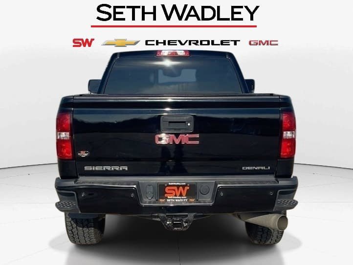 Used 2016 GMC Sierra 3500 Denali w/ Duramax Plus Package image 6