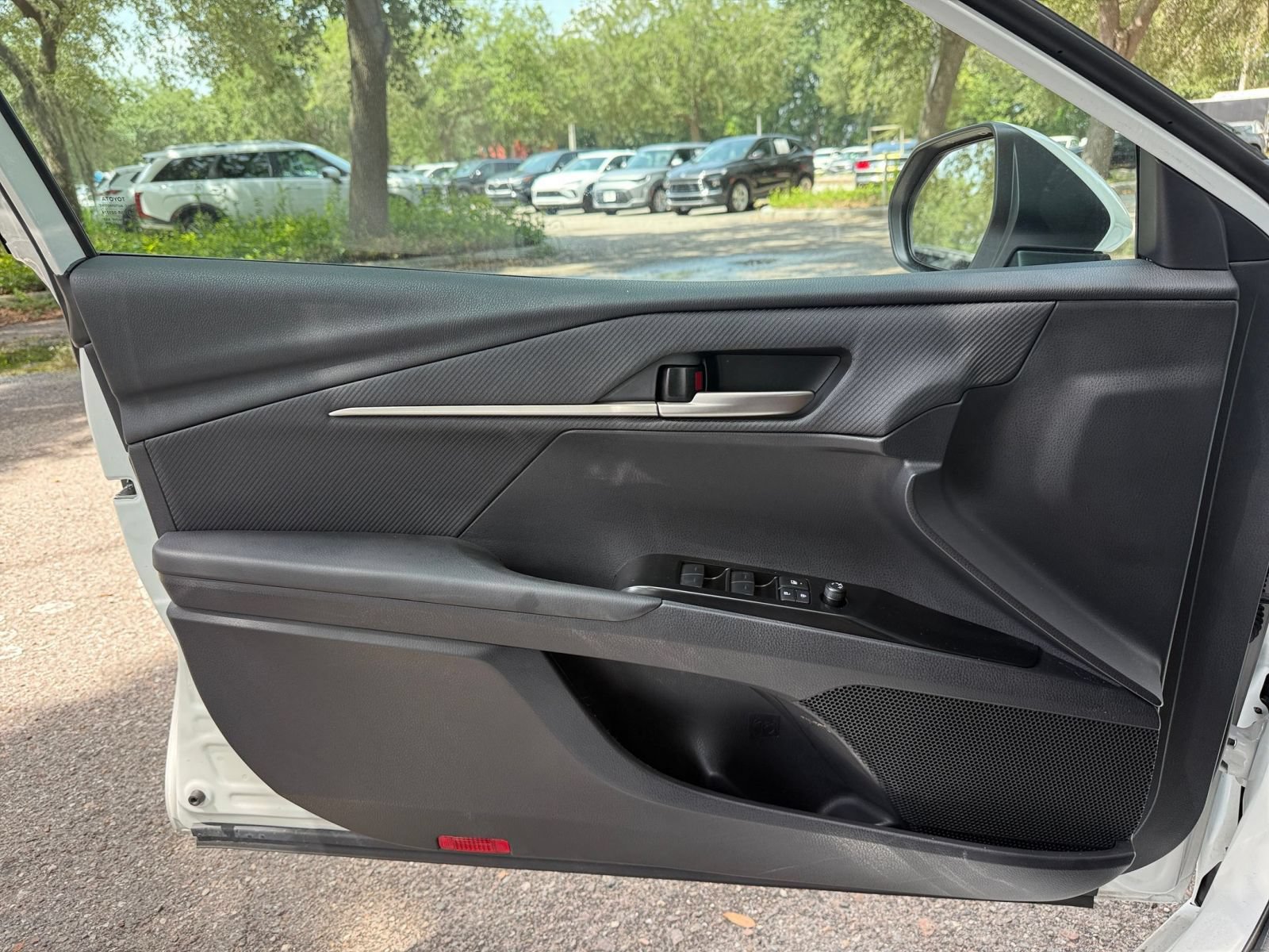 Used 2026 Toyota Camry SE FWD image 18