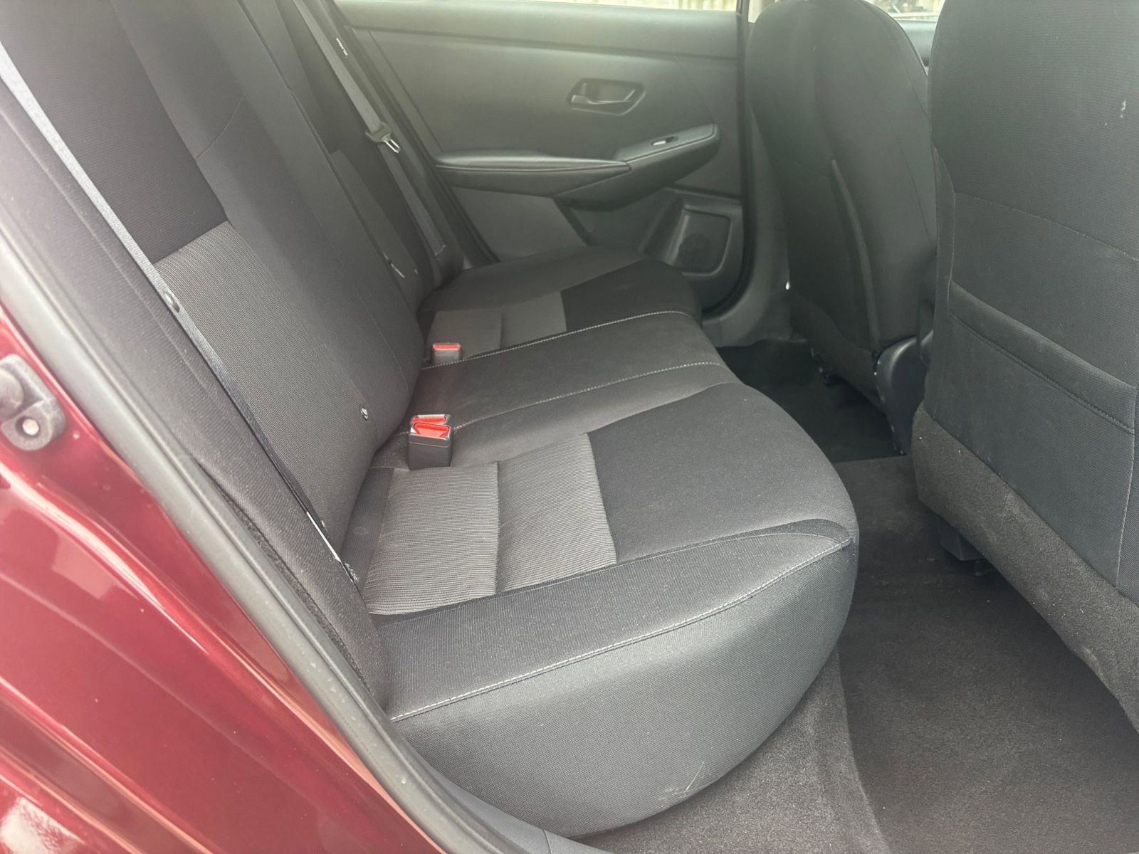 Used 2025 Nissan Sentra SV FWD image 39