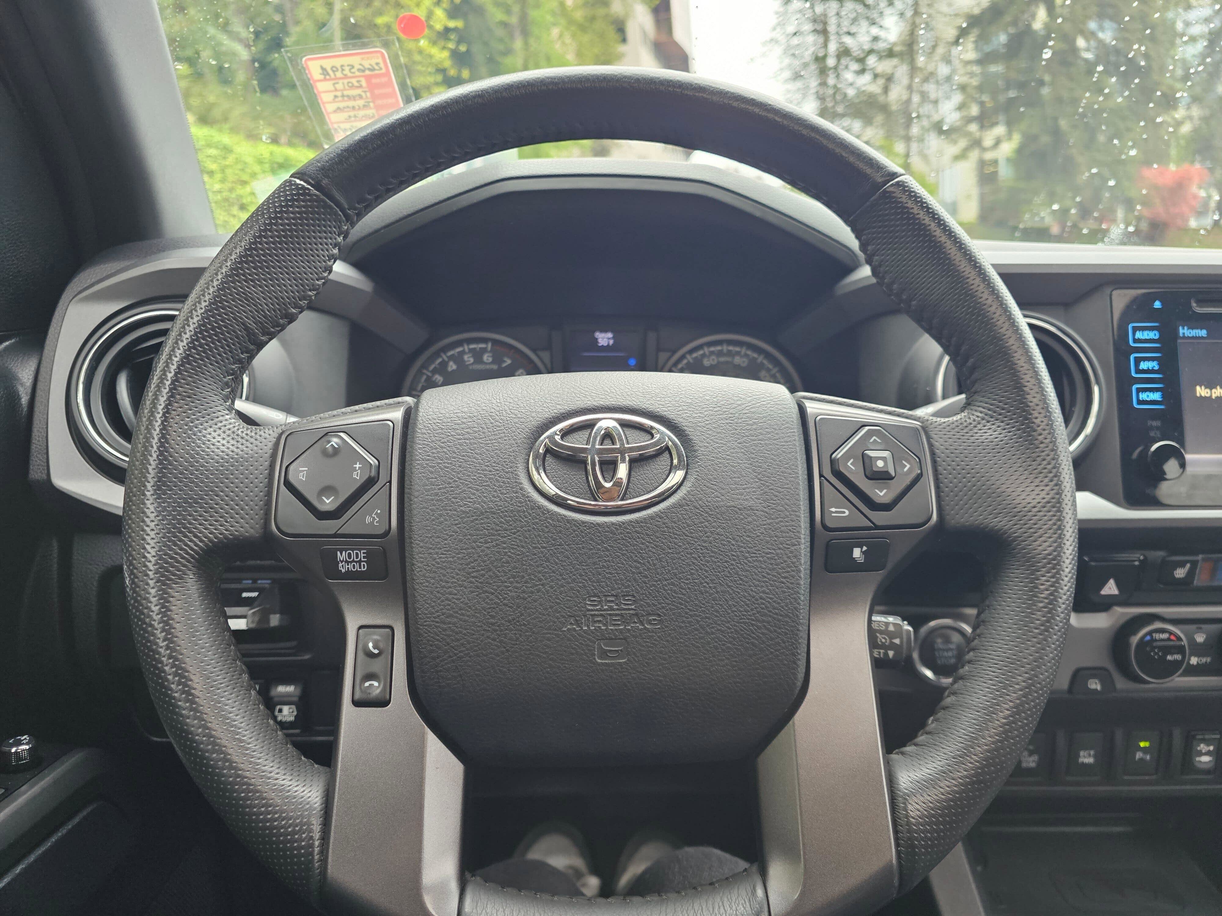 Used 2017 Toyota Tacoma TRD Sport RWD image 23