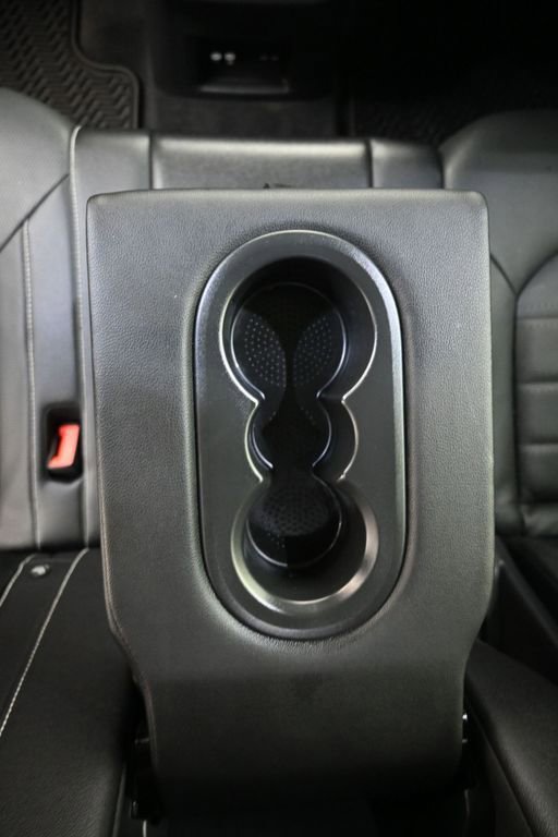 Used 2024 Volkswagen Atlas SEL AWD/4WD image 17