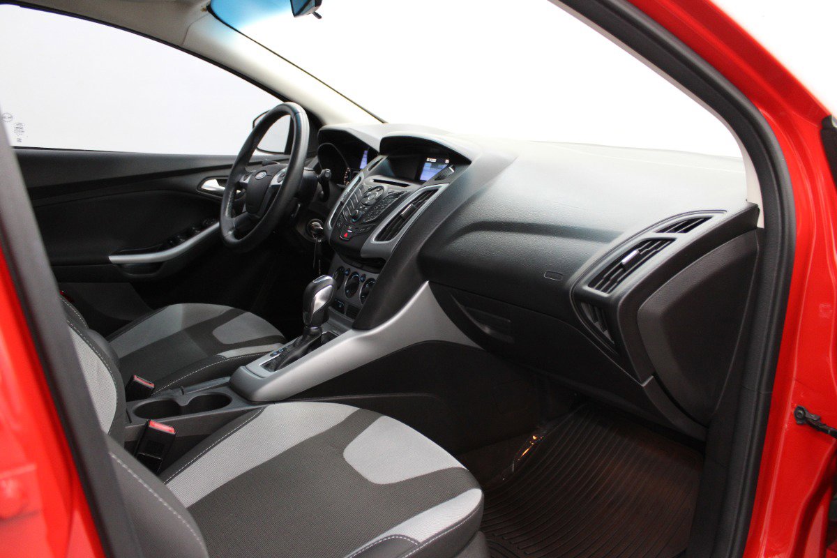 Used 2012 Ford Focus SE FWD image 10
