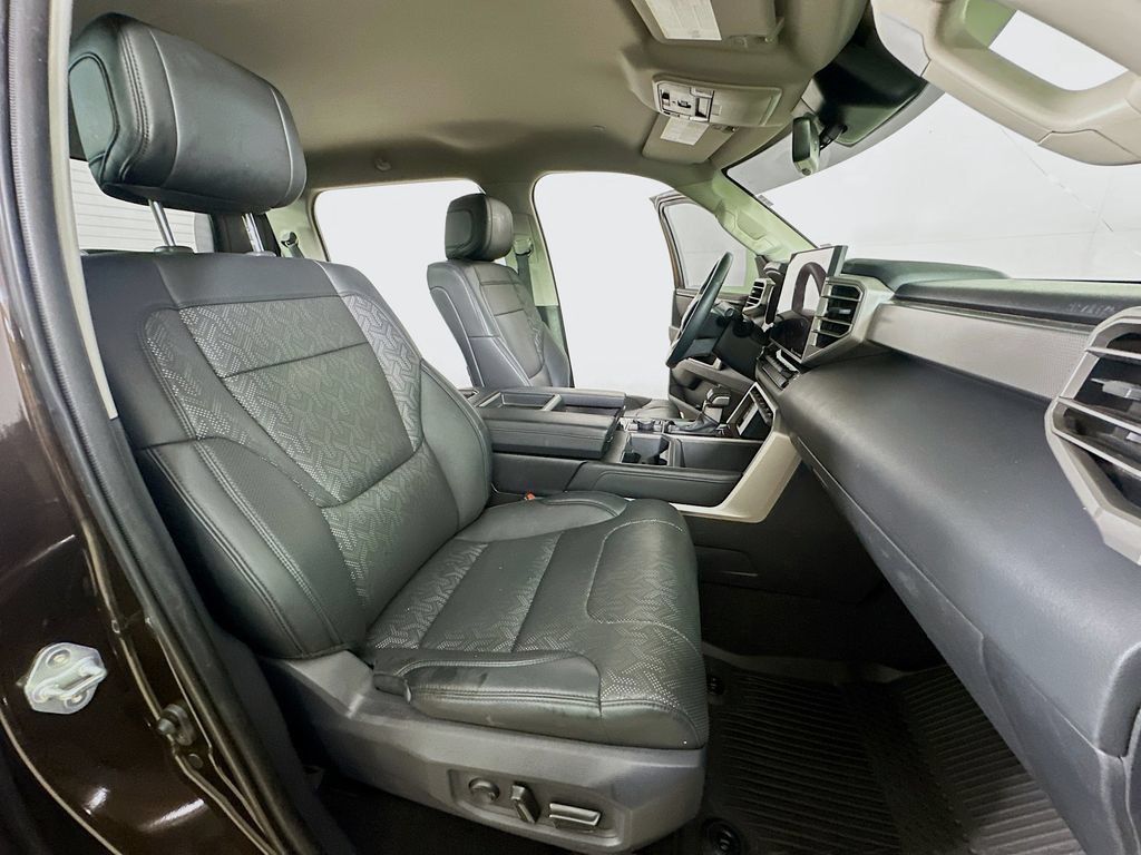 Used 2023 Toyota Tundra Limited AWD/4WD image 12