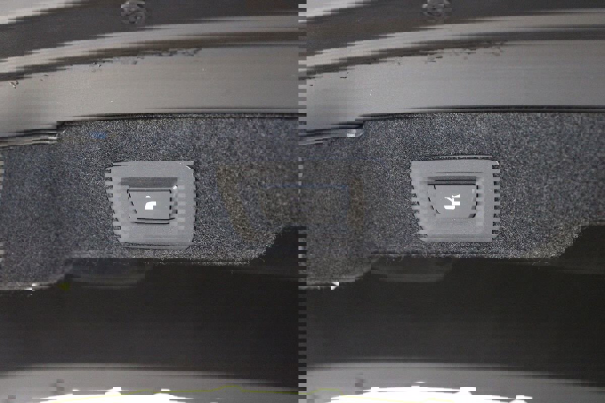 Used 2024 Lucid Air Pure image 39