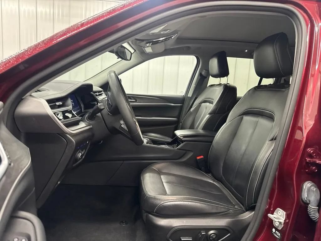 Used 2022 Jeep Grand Cherokee Limited 4xe AWD/4WD image 13