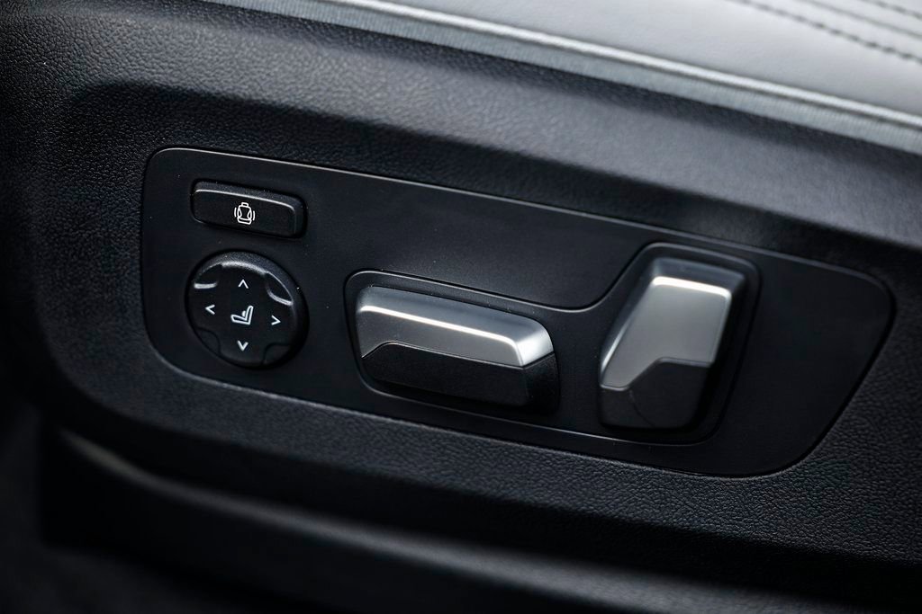 New 2026 BMW X5 xDrive40i w/ M Sport Package image 23