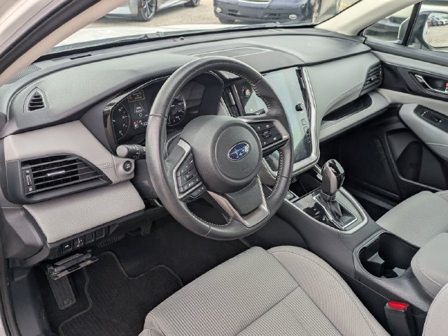 Used 2025 Subaru Legacy Premium AWD/4WD image 32