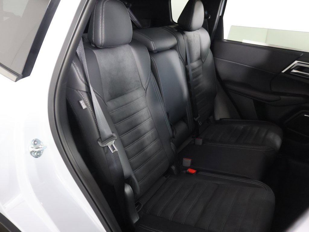 New 2026 Mitsubishi Outlander Trail Edition image 35