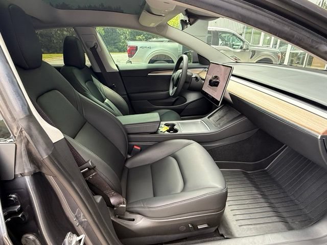 Used 2023 Tesla Model 3 Standard Range RWD image 17