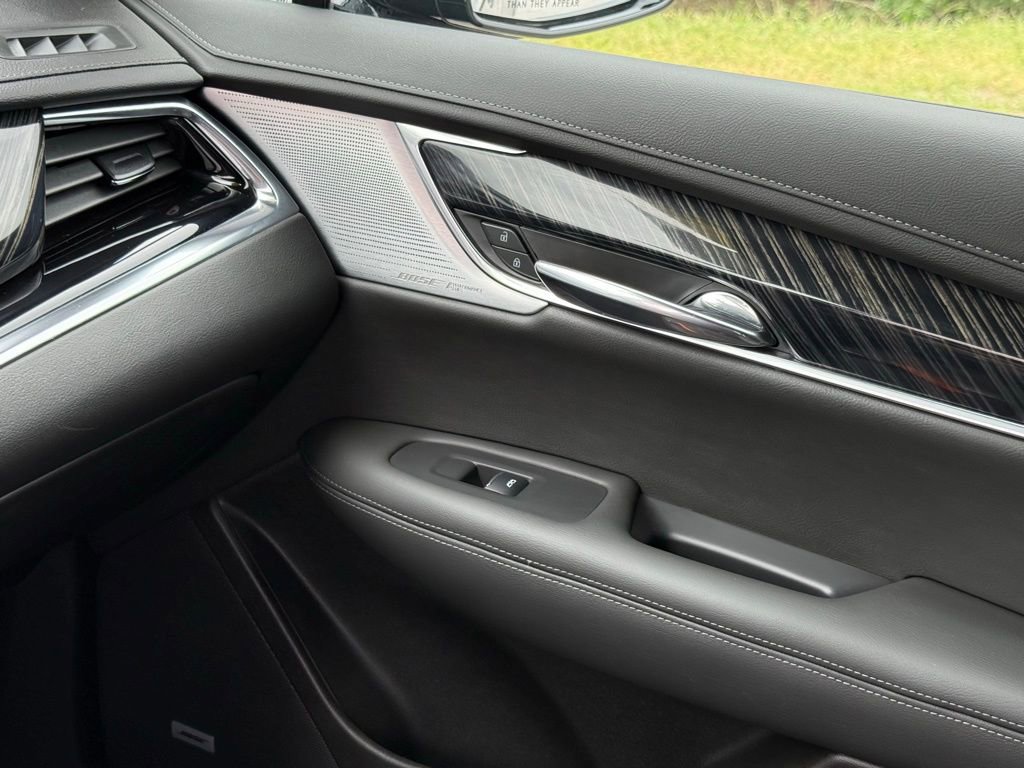 Certified 2024 Cadillac XT6 Premium Luxury w/ LPO, Floor Liner Package AWD/4WD image 36