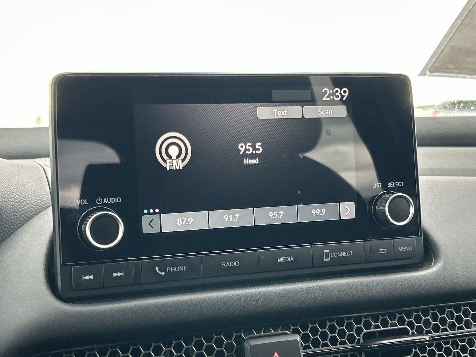 Certified 2024 Honda HR-V Sport image 12