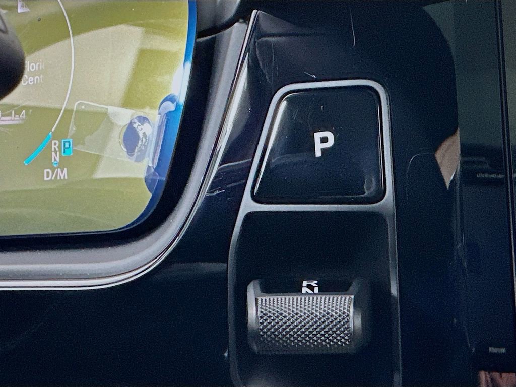 New 2026 Porsche Cayenne Coupe AWD/4WD image 18