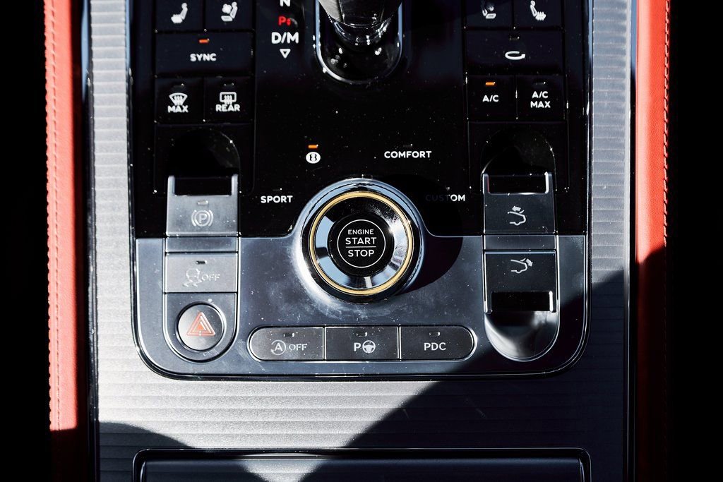 Used 2023 Bentley Continental GT Azure AWD/4WD image 57