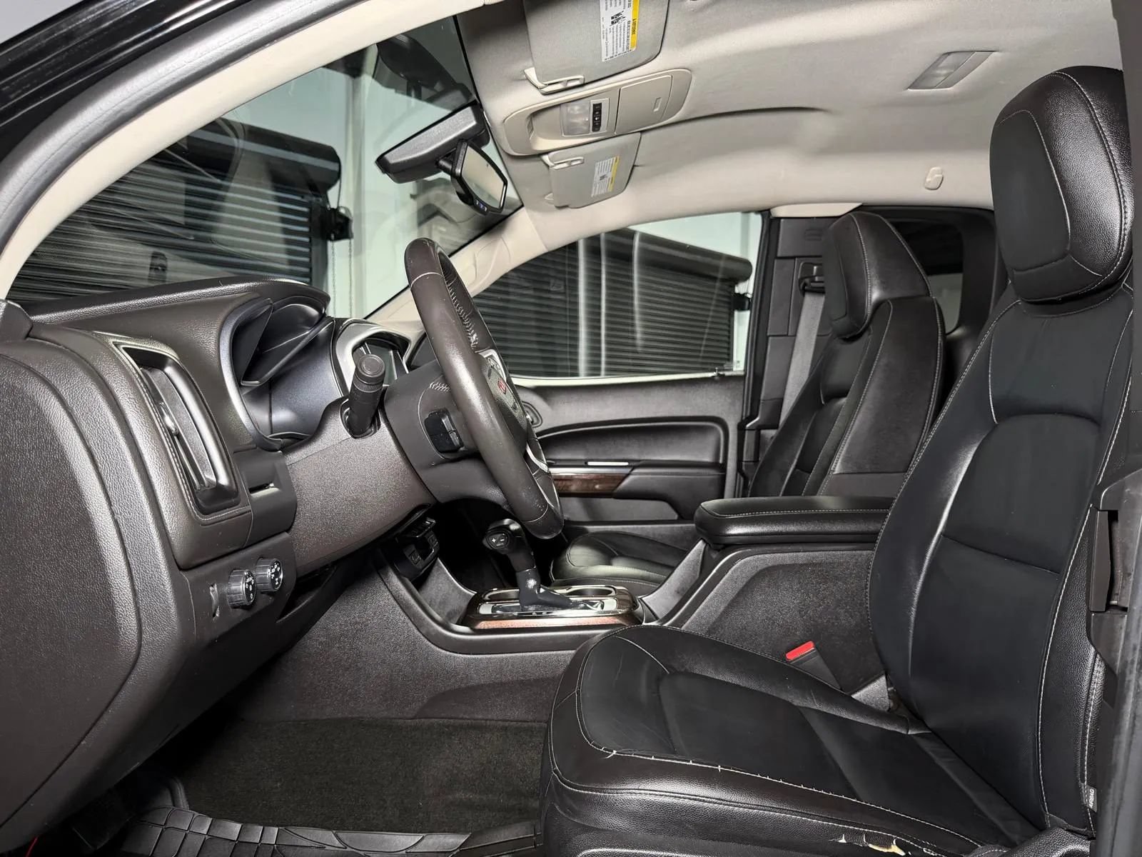 Used 2015 GMC Canyon SLT AWD/4WD image 21