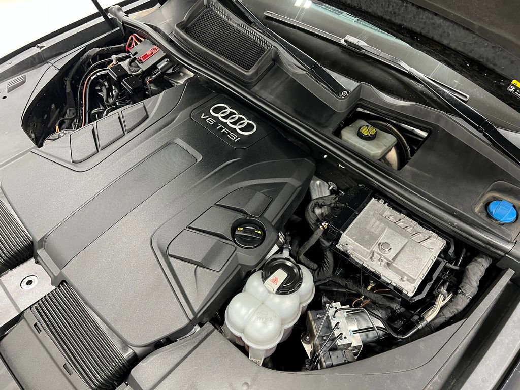 Used 2018 Audi Q7 3.0T Prestige image 33