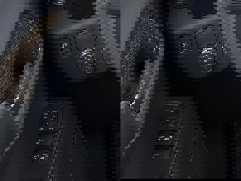 New 2026 GMC Sierra 1500 SLT image 22