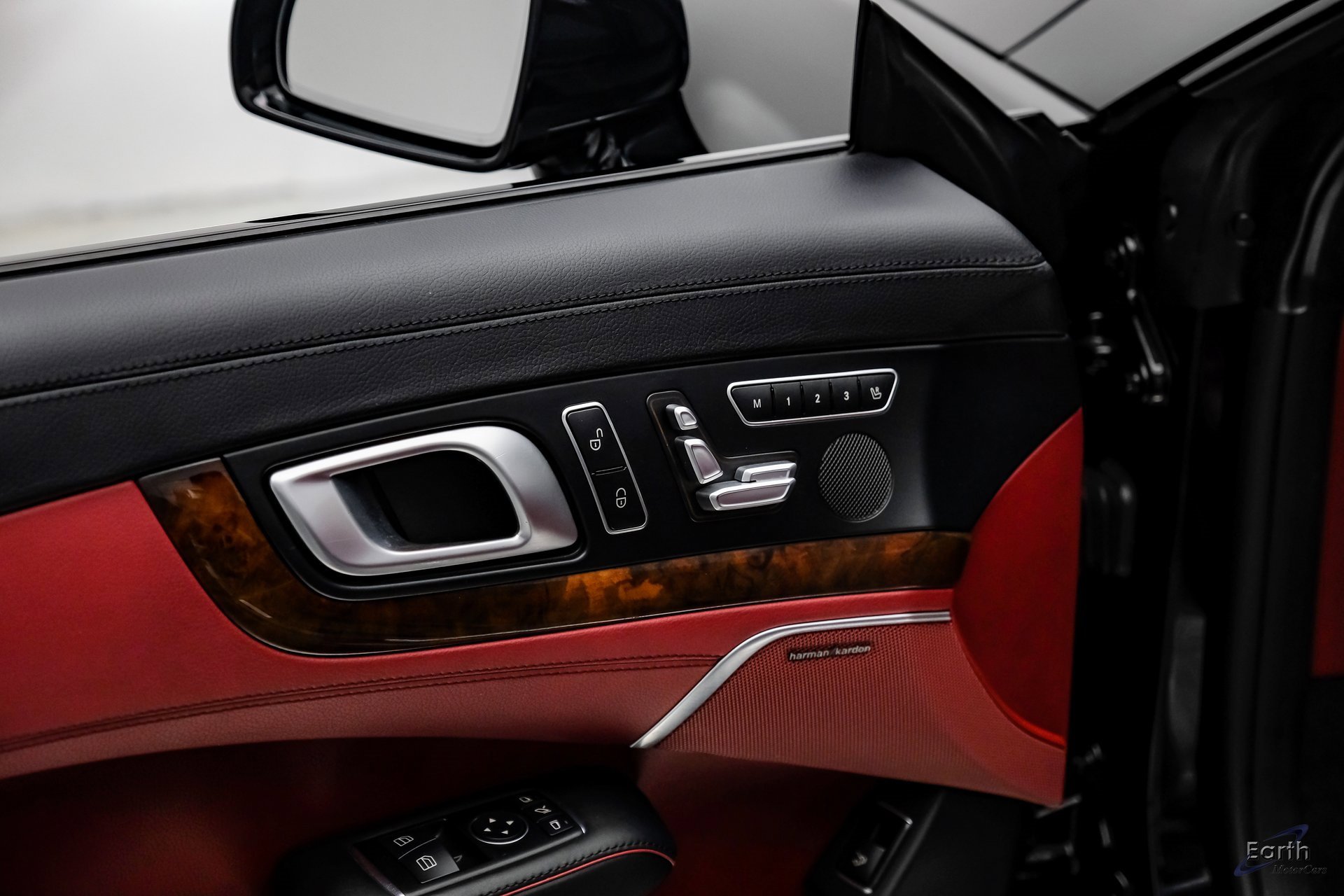 Used 2017 Mercedes-Benz SL 550 image 82