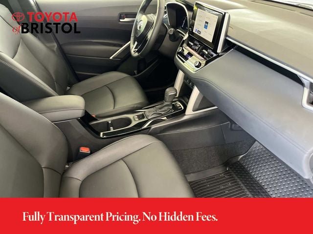 Used 2025 Toyota Corolla Cross XLE FWD image 22