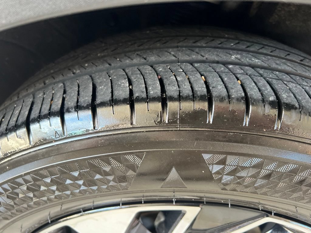 Certified 2024 Kia Sportage EX FWD image 40