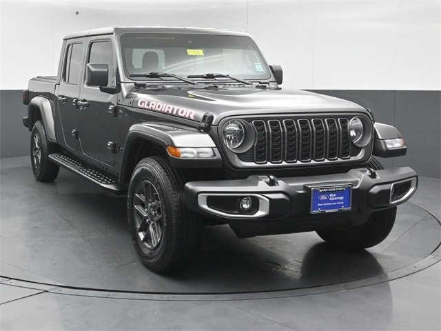 Used 2024 Jeep Gladiator Sport