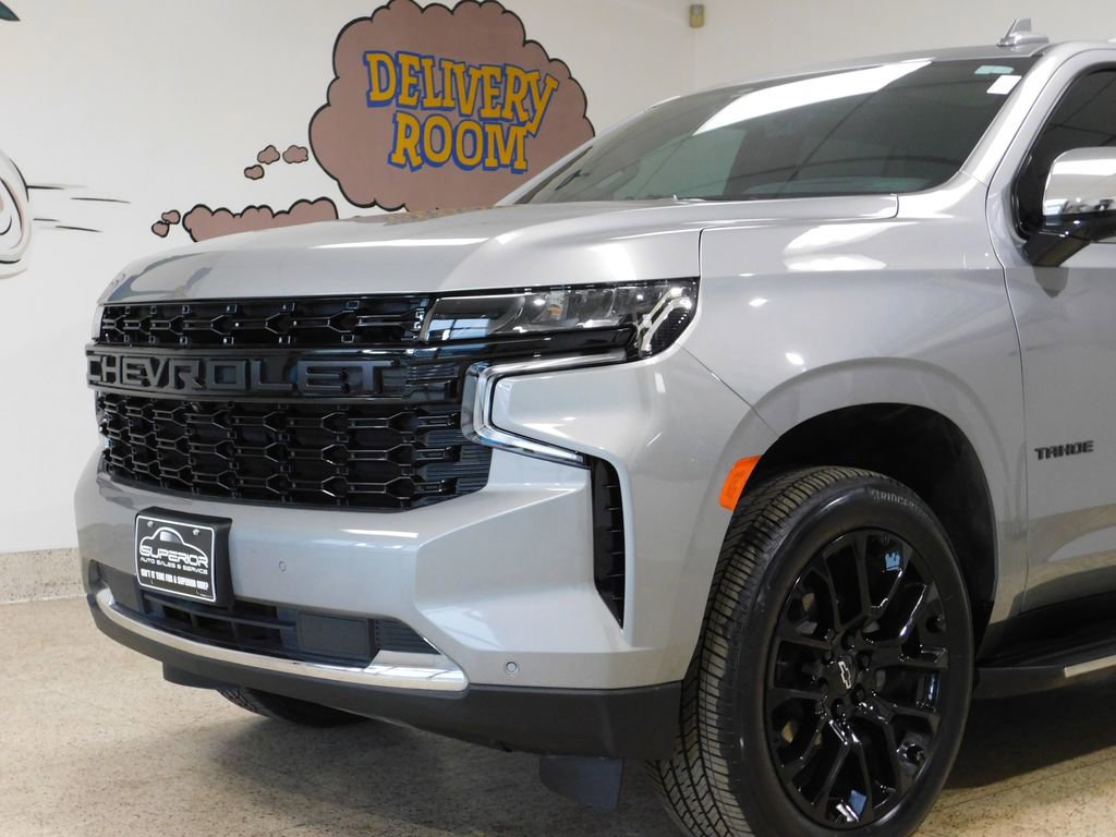 Used 2024 Chevrolet Tahoe Premier w/ Premium Package AWD/4WD image 15