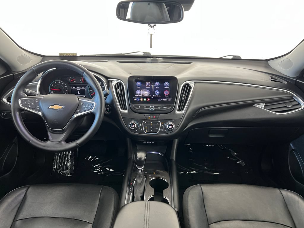 Used 2021 Chevrolet Malibu LT w/ Leather Package FWD image 14