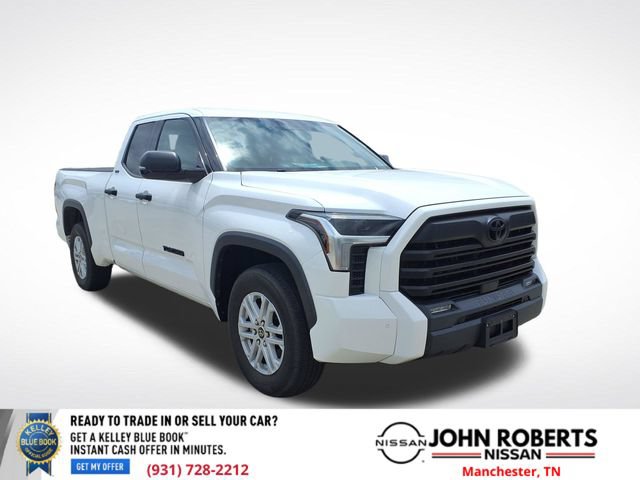 Used 2022 Toyota Tundra SR5 w/ SR5 Convenience Package RWD image 1