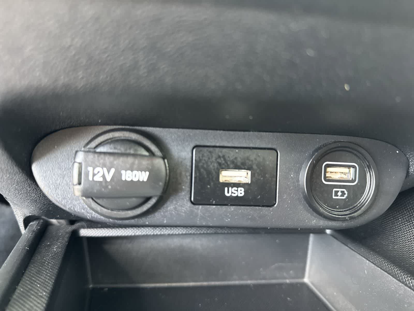 Used 2023 Hyundai Elantra SEL FWD image 36