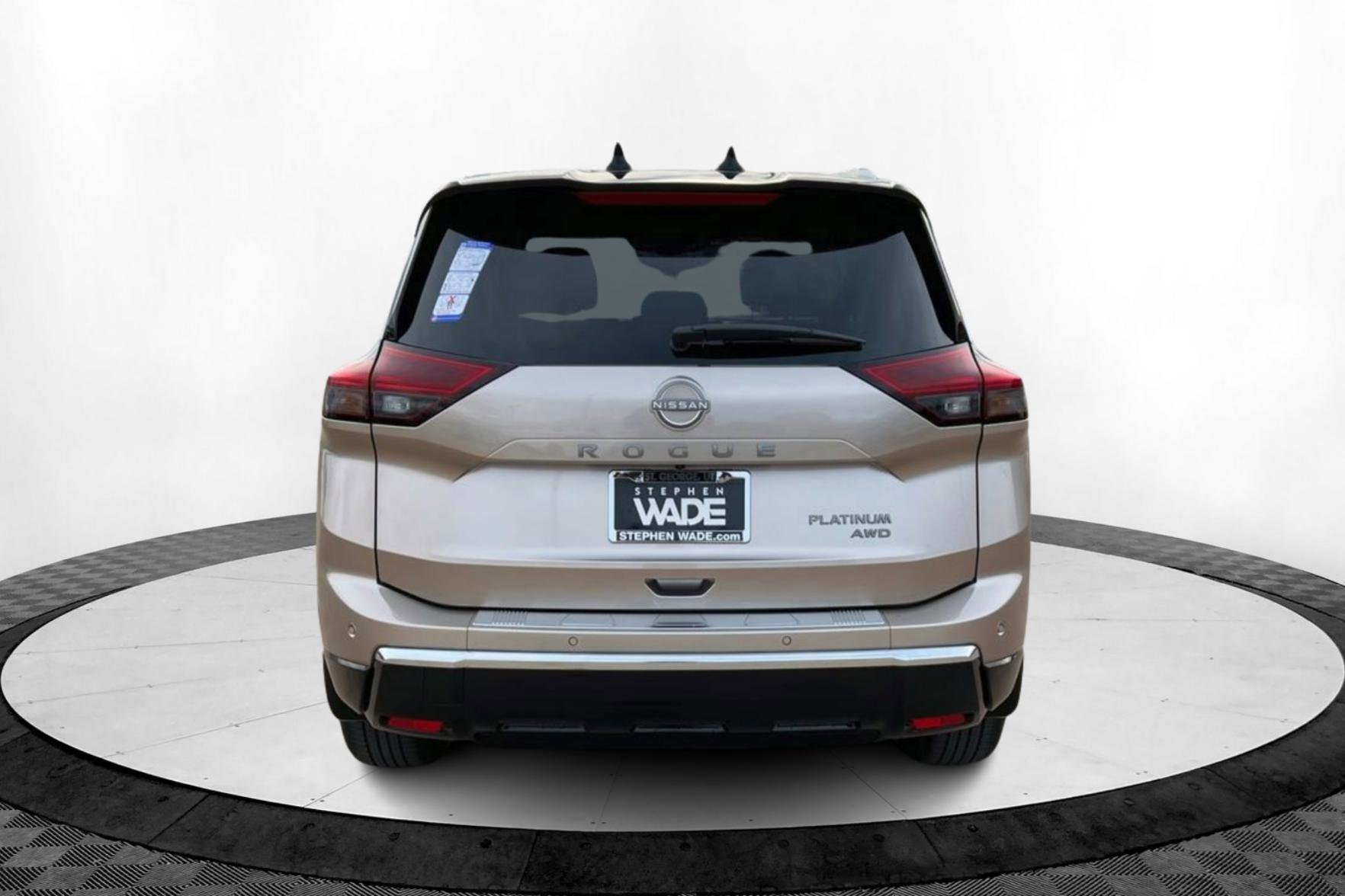 New 2026 Nissan Rogue Platinum image 4