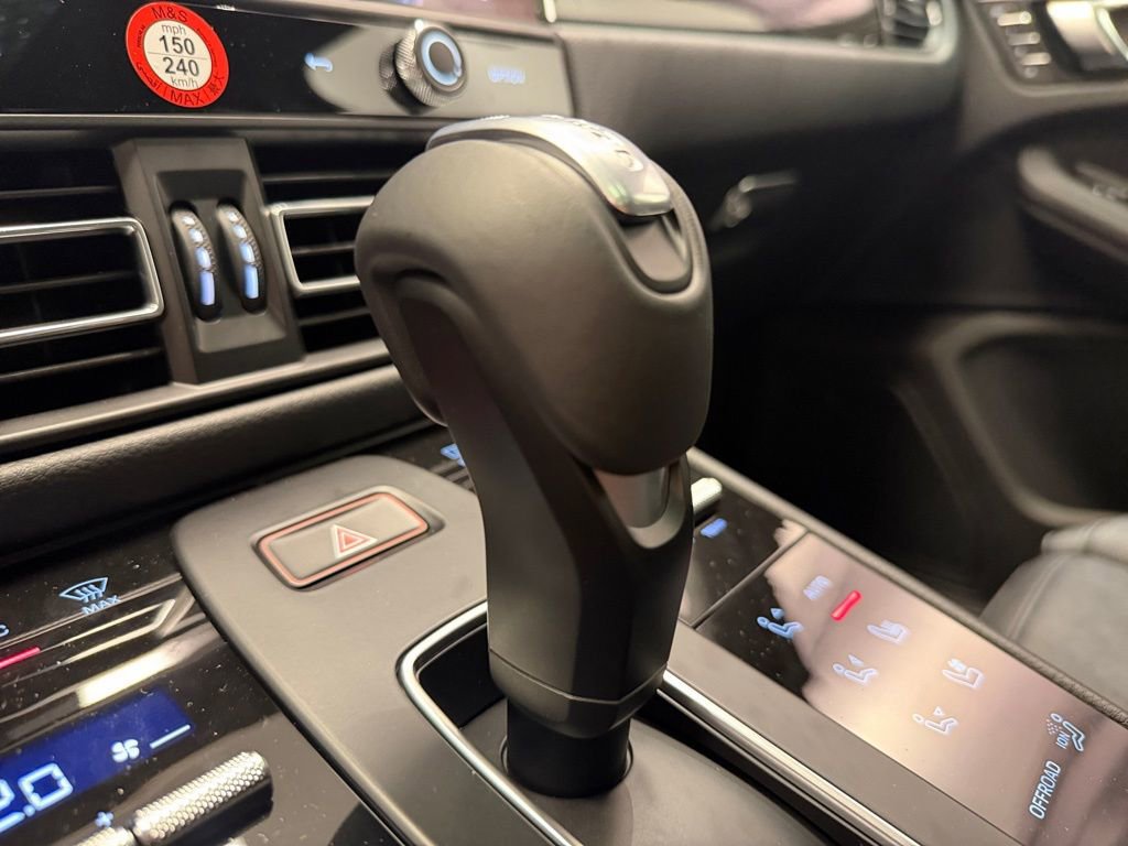 New 2026 Porsche Macan S AWD/4WD image 23