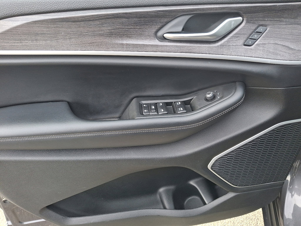 Used 2021 Jeep Grand Cherokee L Limited image 22