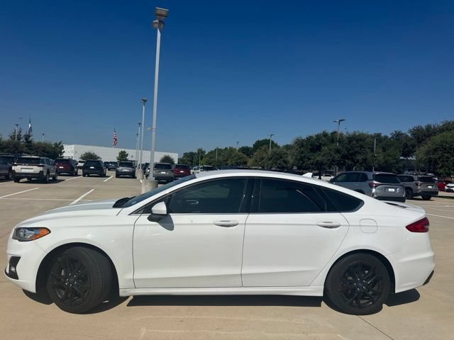 Used 2019 Ford Fusion SE w/ Equipment Group 151A FWD image 5