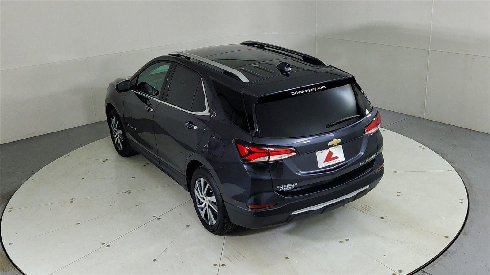 Used 2022 Chevrolet Equinox Premier image 40