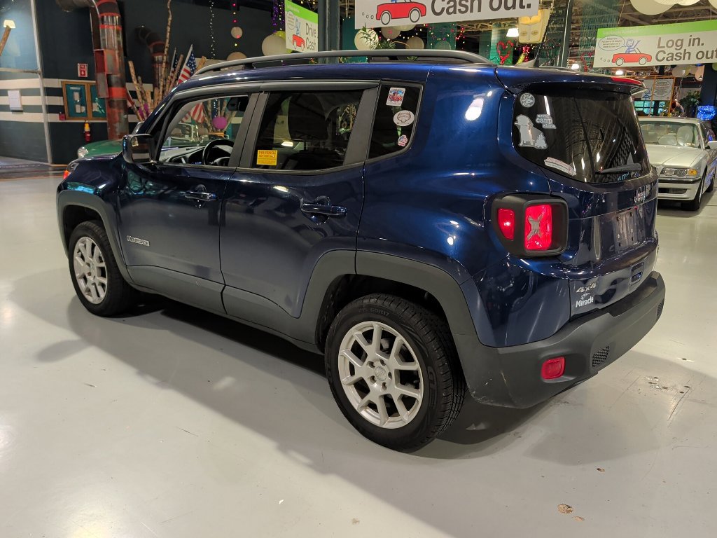Used 2019 Jeep Renegade Latitude w/ Cold Weather Group AWD/4WD image 13
