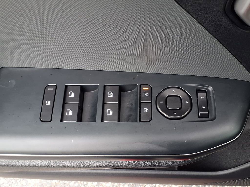 Certified 2025 Kia K4 FWD image 8
