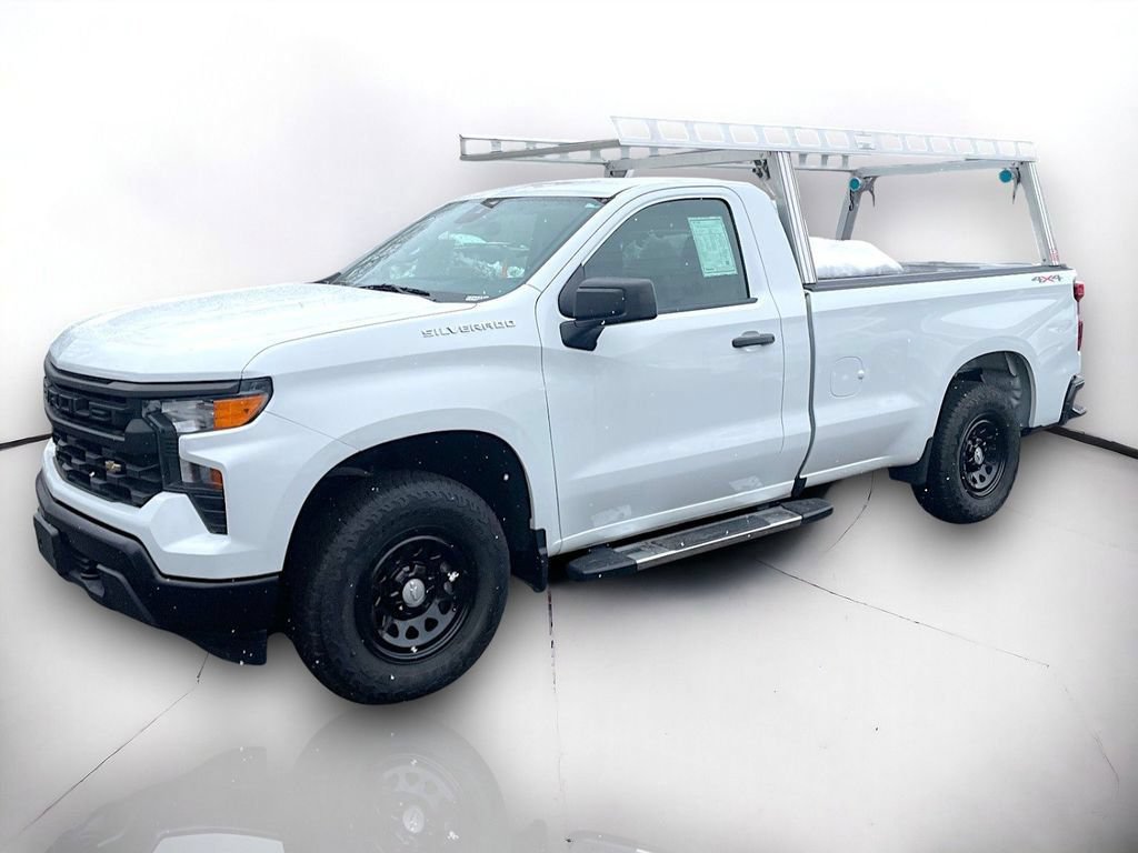 Used 2022 Chevrolet Silverado 1500 W/T w/ WT Value Package AWD/4WD image 2
