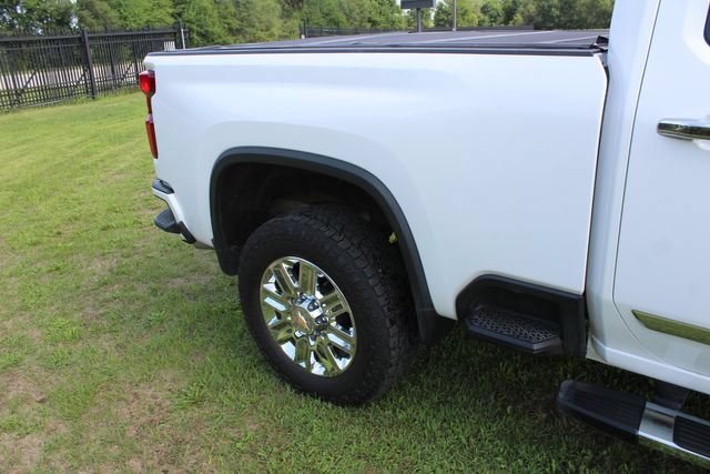 Used 2024 Chevrolet Silverado 2500 High Country w/ Z71 Off-Road Package AWD/4WD image 8