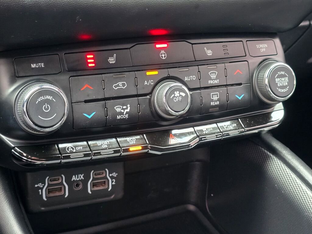 Used 2021 Dodge Durango GT image 39