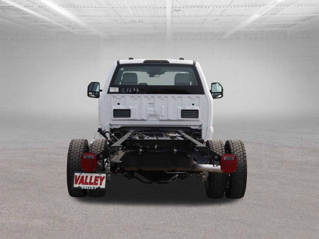 New 2026 Ford F550 Luxury w/ Snow Plow Prep Package RWD image 10
