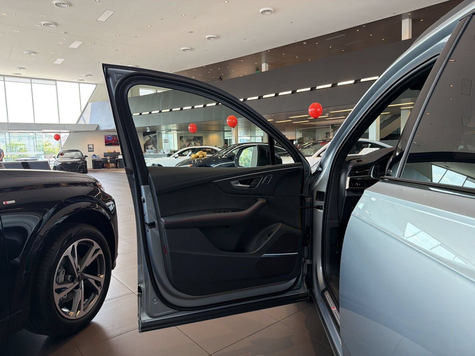 New 2026 Audi SQ7 Prestige AWD/4WD image 14