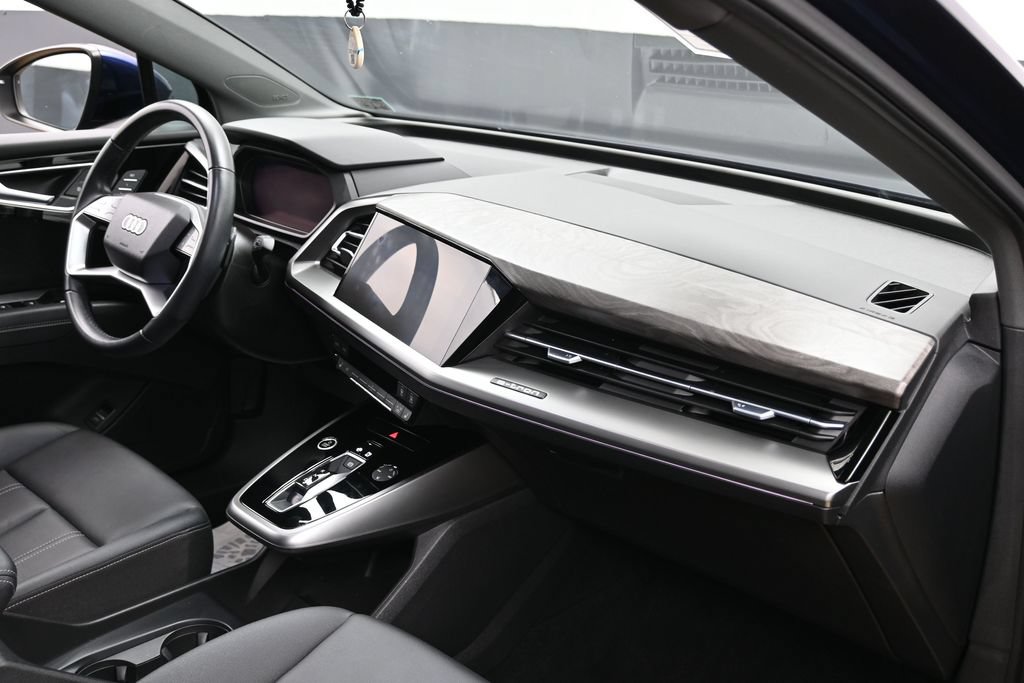 Used 2022 Audi Q4 e-tron Premium Plus AWD/4WD image 28