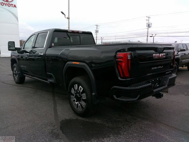 Used 2024 GMC Sierra 3500 Denali w/ Denali Reserve Package image 7
