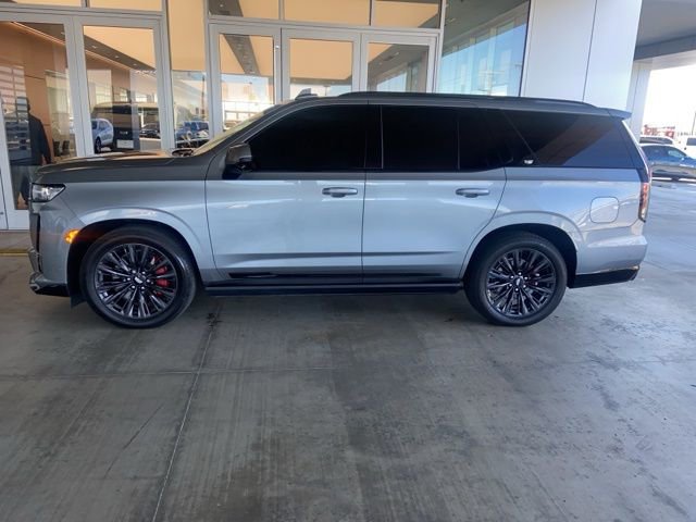 Used 2023 Cadillac Escalade V w/ Heavy-Duty Trailer Package image 4