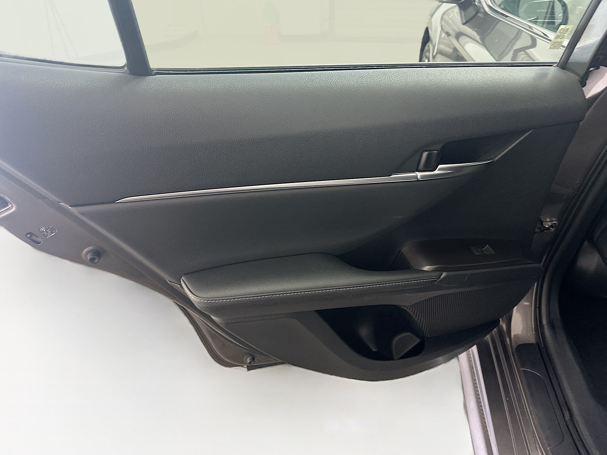 Used 2024 Toyota Camry XSE FWD image 27
