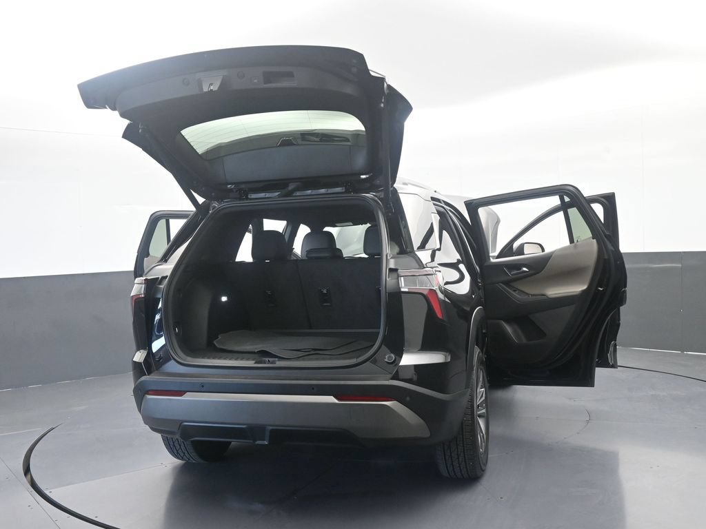 Used 2025 Chevrolet Equinox LT w/ Convenience Package II FWD image 86