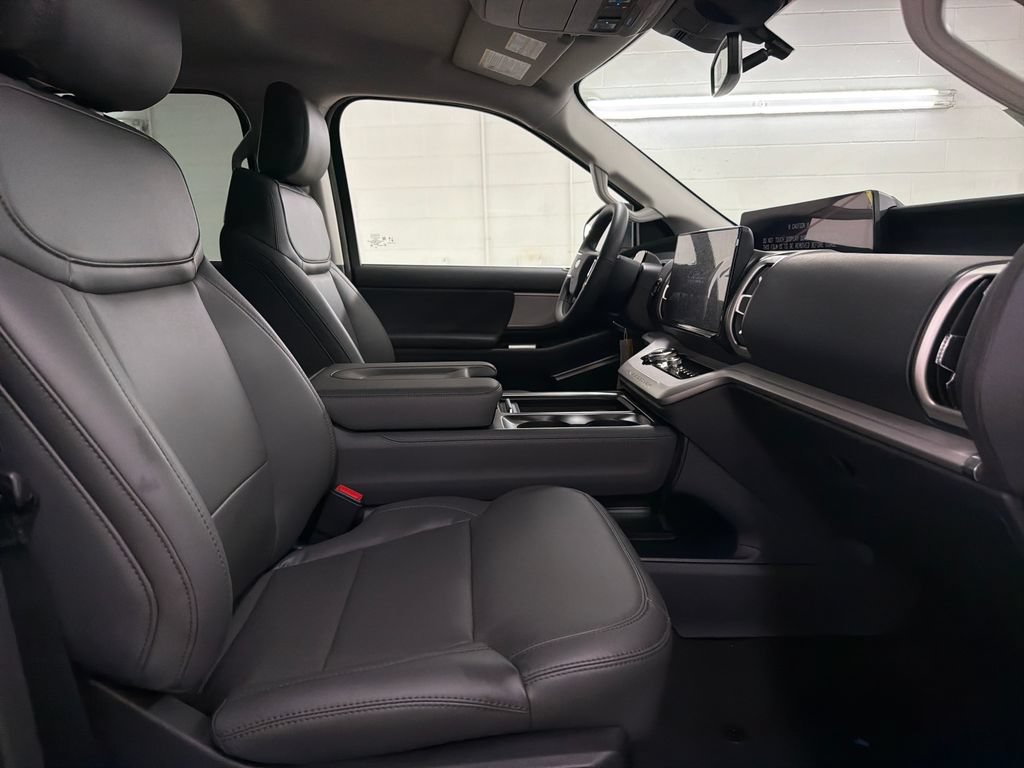 New 2027 Ford Expedition Max Active RWD image 28